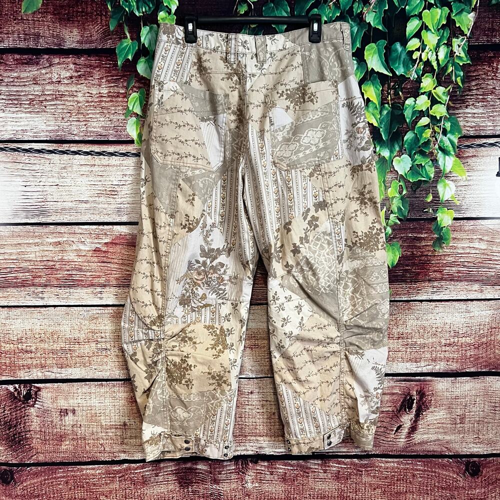 BDG x Free People Driftwood Parker Printed Barrel Jeans Size 10 Patchwork Floral - Picture 2 of 7